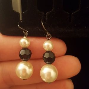 Pearl/Black bead dangle earrings